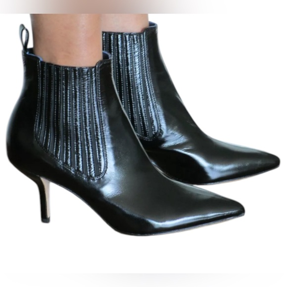 DVF Blk Patent Lthr" Mollo"  Kitten Heel Bootie by DVF- size 37 - Picture 2 of 7